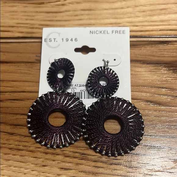 Elegant Multi-Color Earring Set - Picture 3 of 12